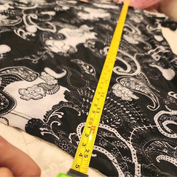 NWT Prestige Edge Women's Small Stretch Asymmetrical hemline Paisley relaxed fit - Picture 7 of 7